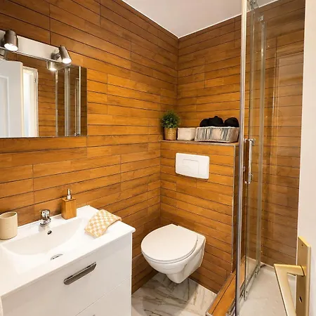 Convenient In Apartman *